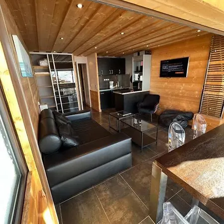 Ski-in, Ski-out Spectacular Mountain View By Alpstays * Val Thorens